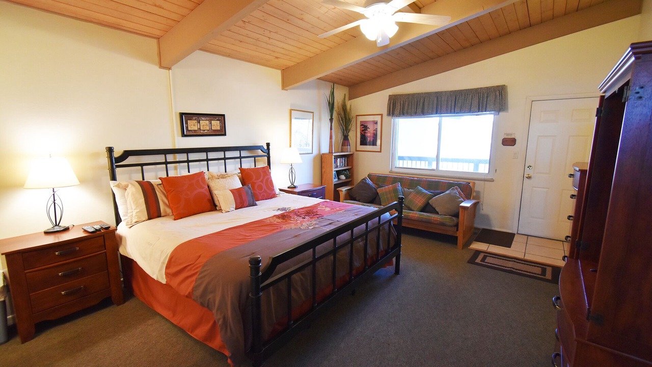 Photo of Others in Dillon