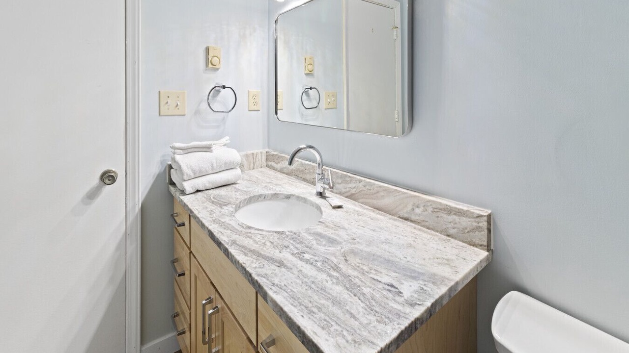 Photo of Bathroom in Edray