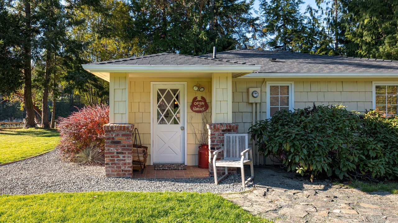 Photo of Others in Deer Harbor