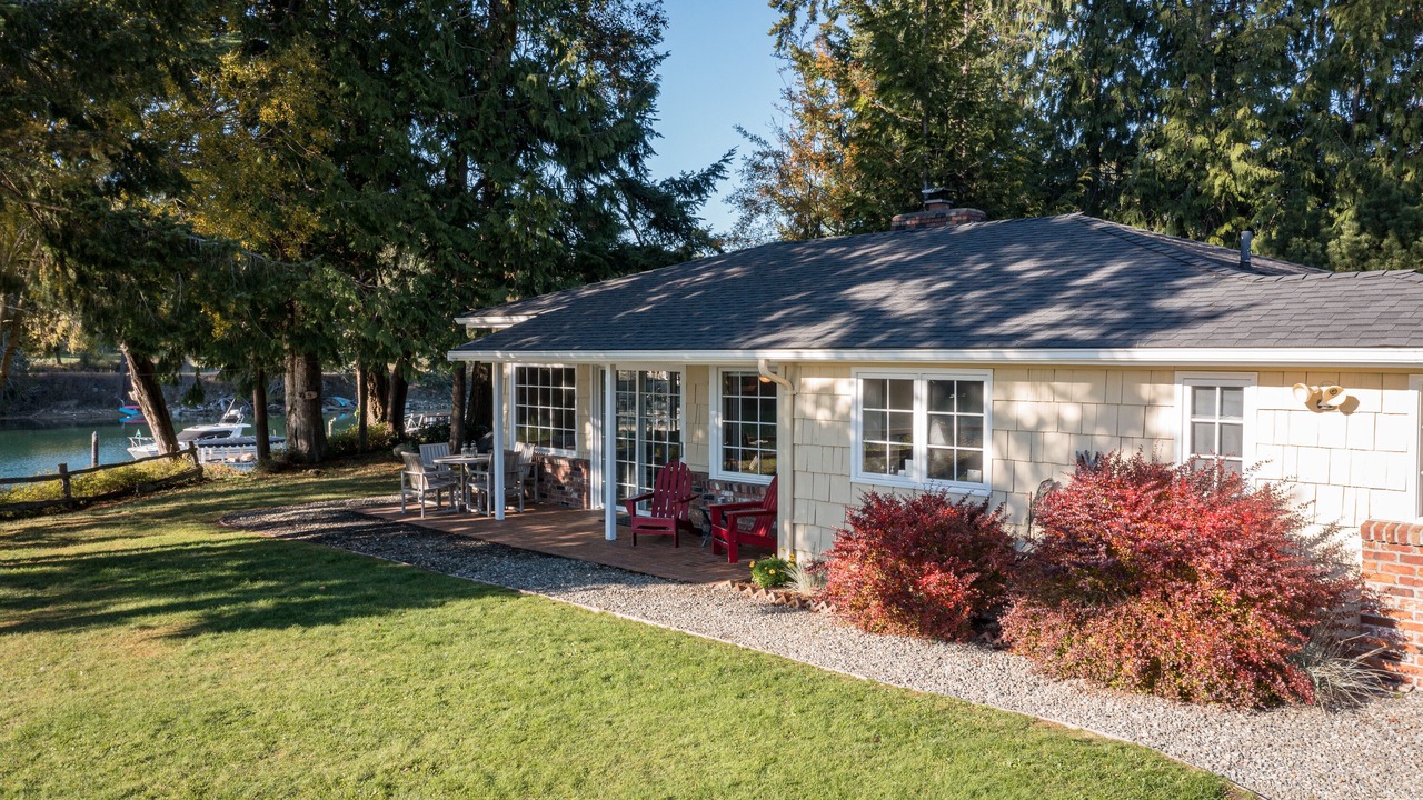 Photo of Others in Deer Harbor