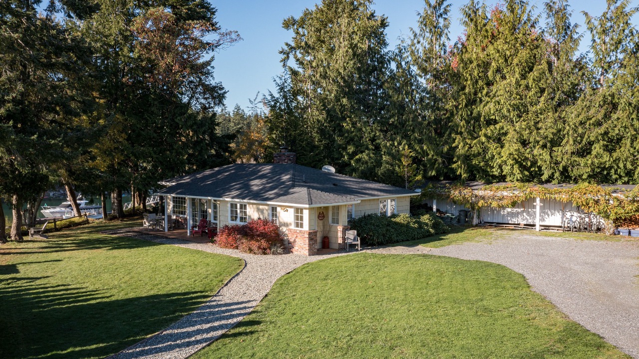 Photo of Others in Deer Harbor