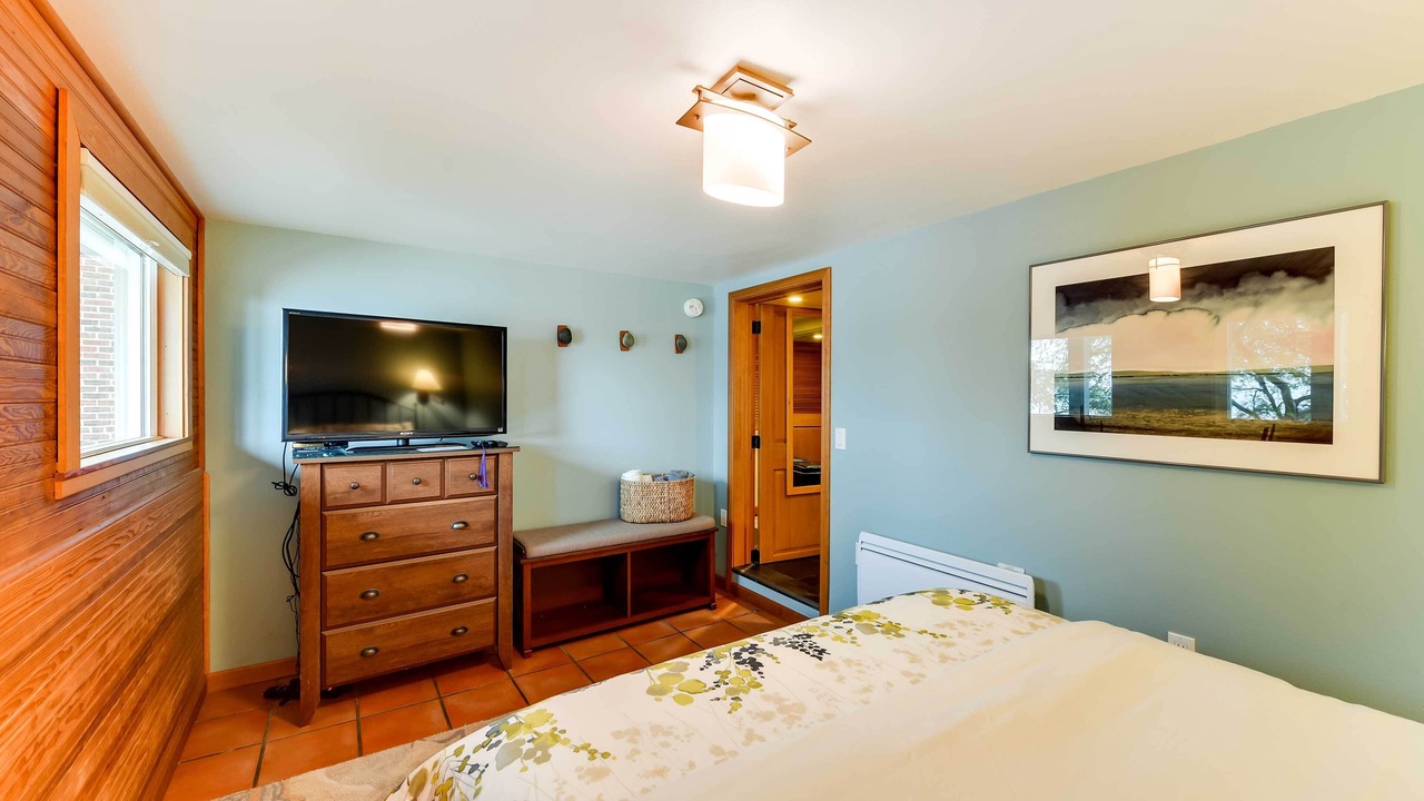 Photo of Bedroom in La Conner