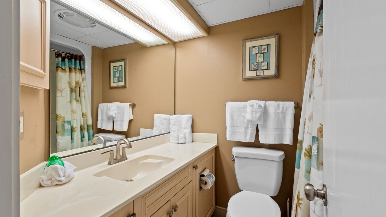 Photo of Bathroom in Arcadian Shores