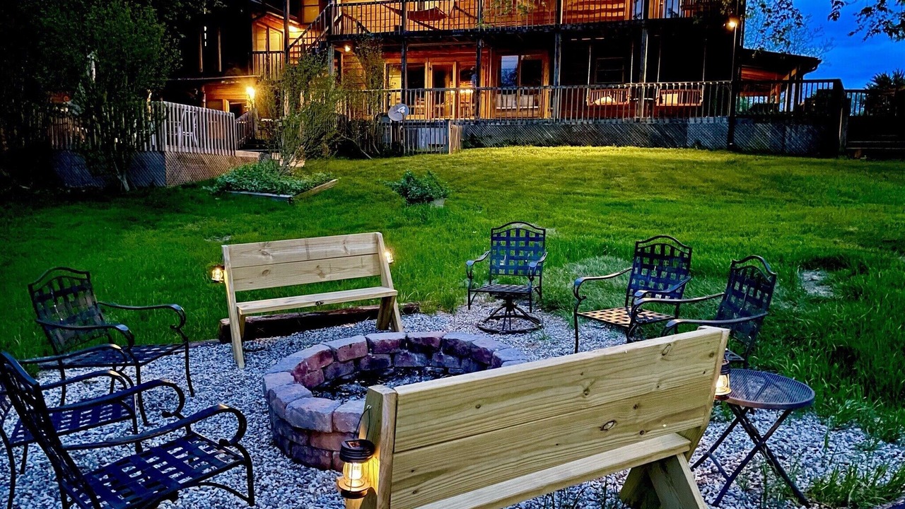 Photo of Outdoor in Winston