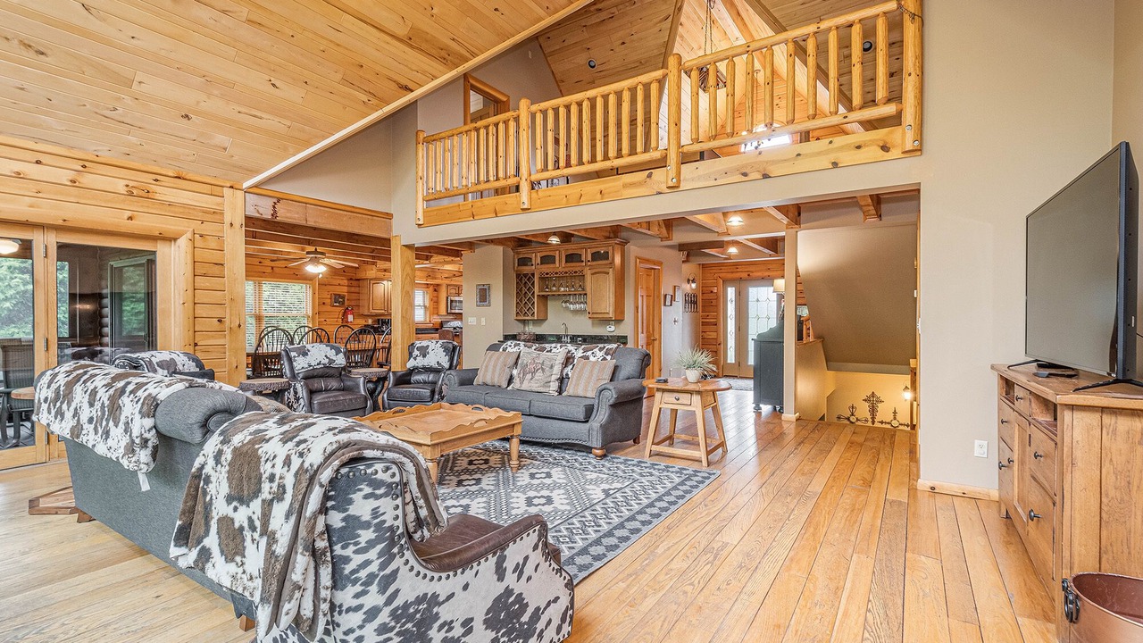 Photo of Bedroom in North Glade Hills