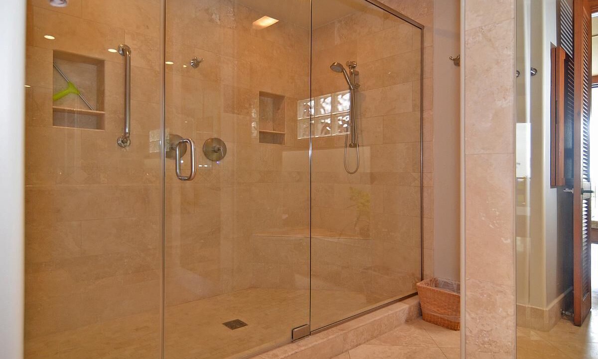 Photo of Bathroom in Kamuela