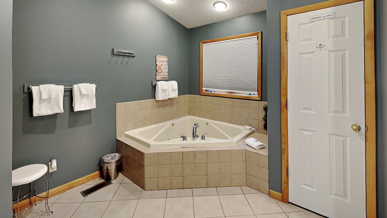 Photo of Bathroom in Blakeslee