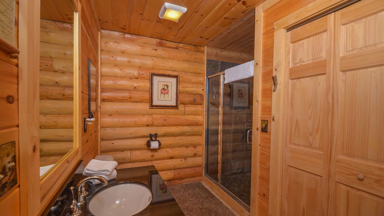 Photo of Bathroom in Thayerville