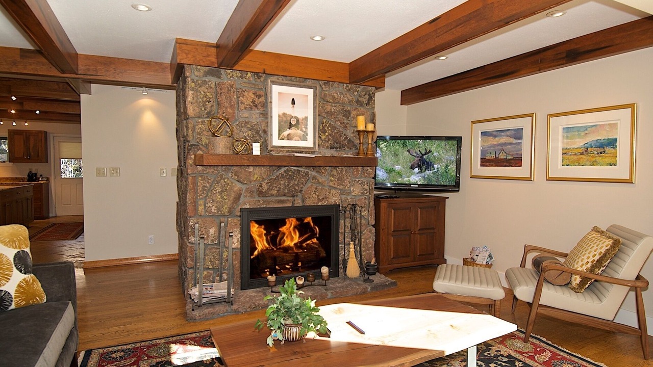 Photo of Livingroom in Moose Wilson Road