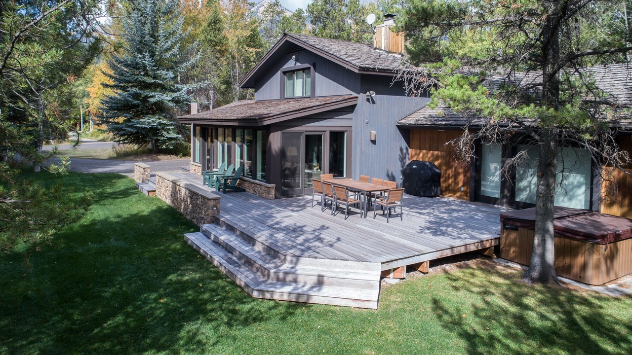 Photo of Outdoor in Moose Wilson Road