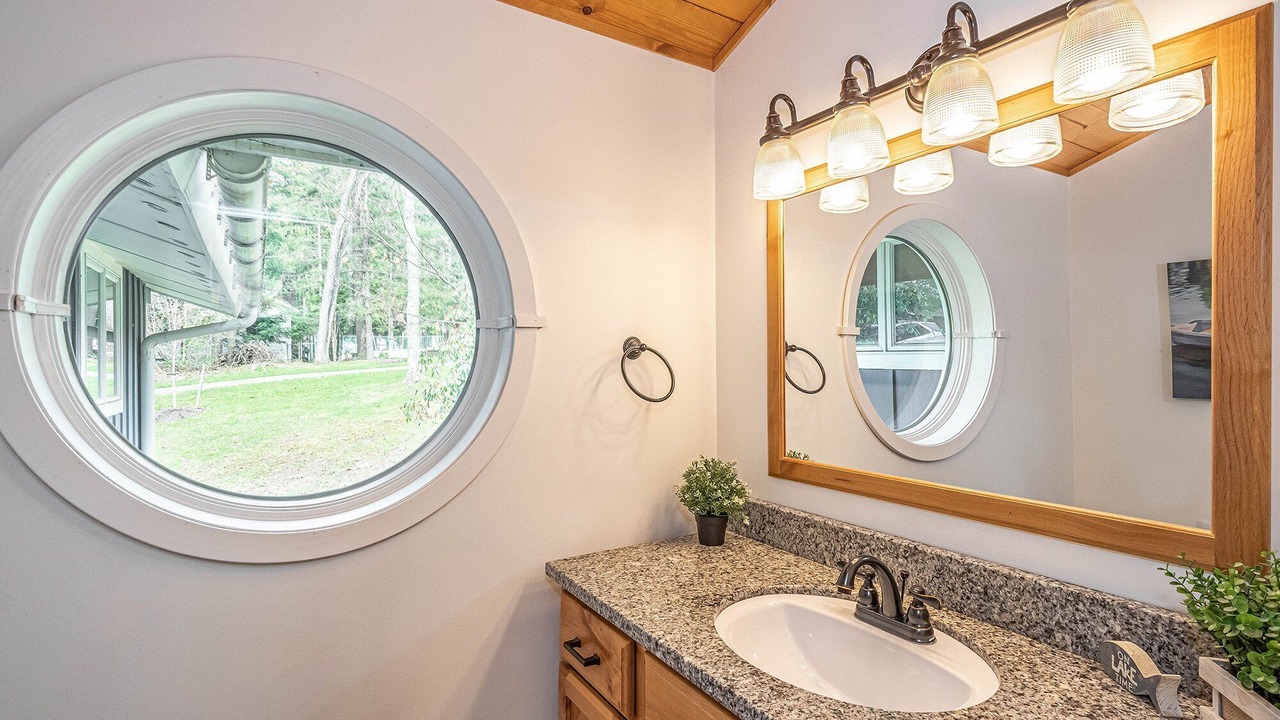 Photo of Bedroom in McHenry