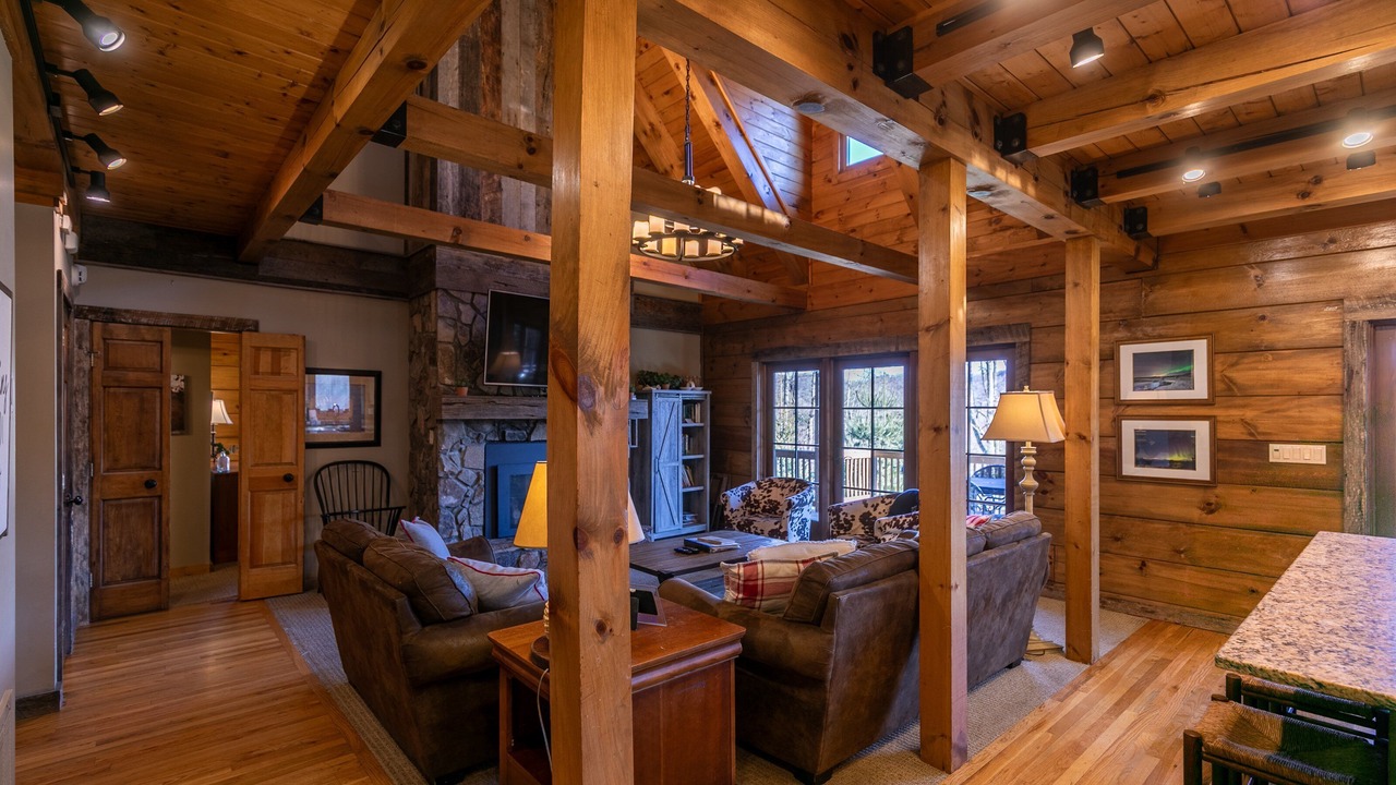 Photo of Livingroom in Boone
