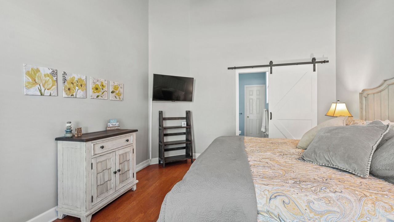 Photo of Bedroom in North Myrtle Beach