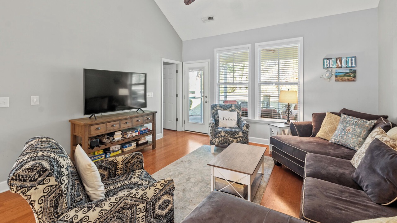 Photo of Livingroom in North Myrtle Beach