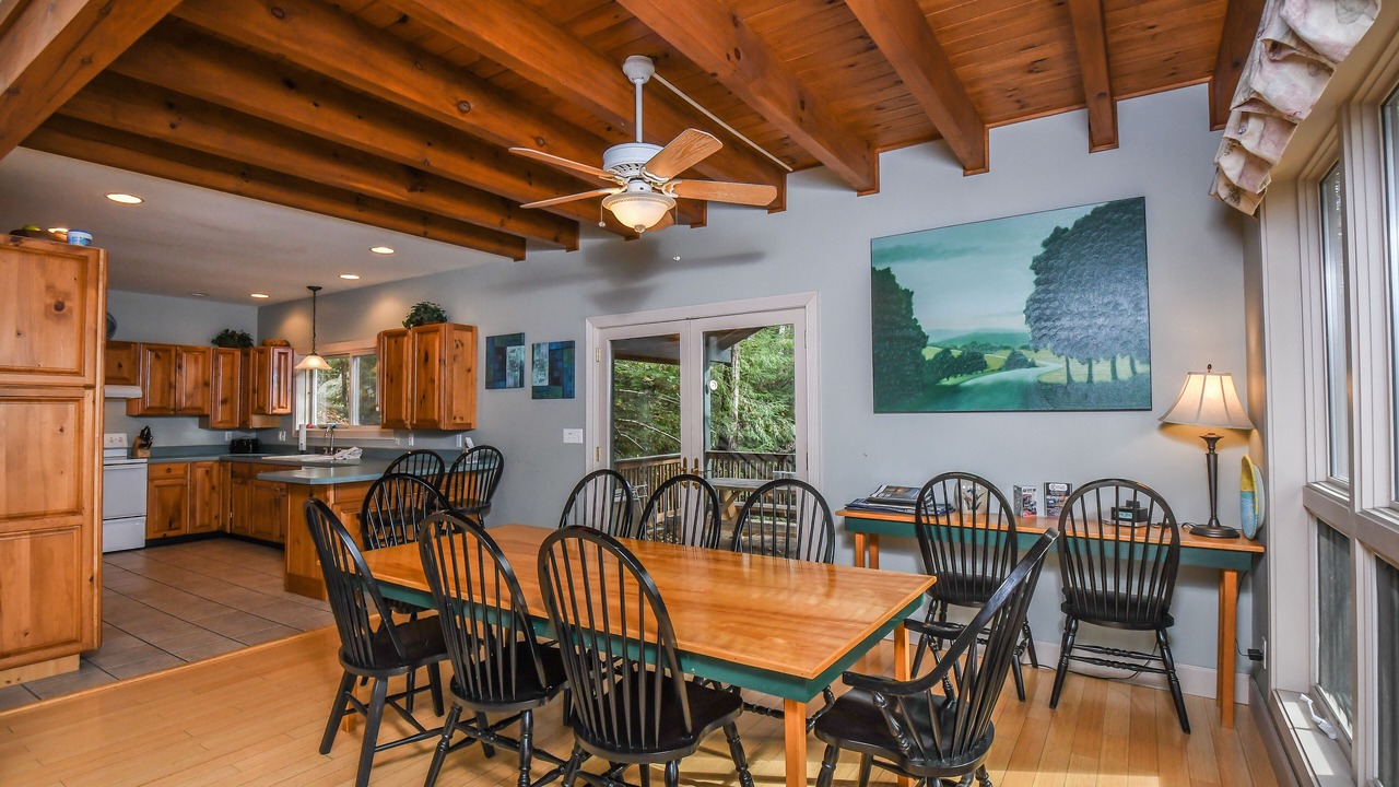 Photo of Livingroom in McHenry