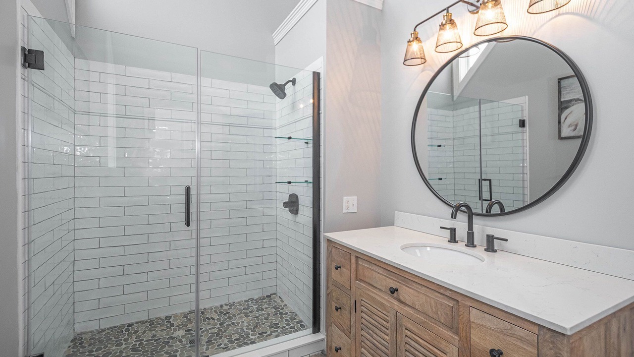Photo of Bathroom in Thayerville