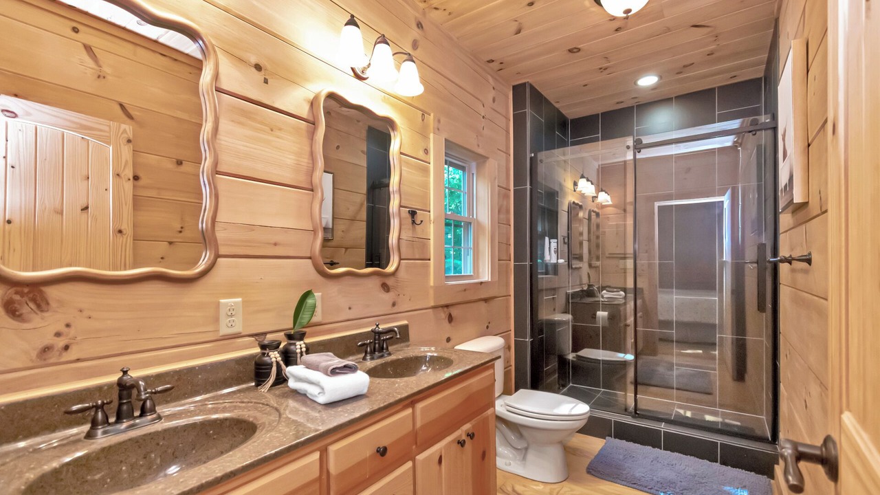 Photo of Bathroom in Banner Elk