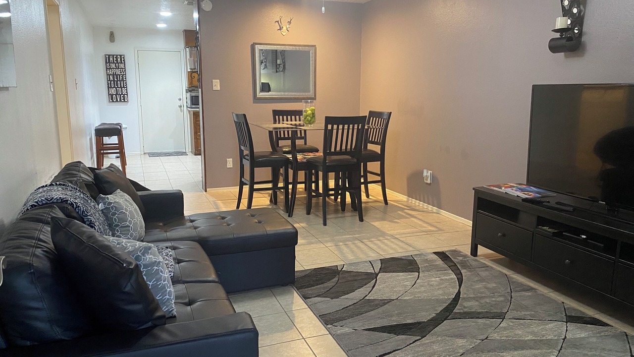Photo of Livingroom in Southeast Houston