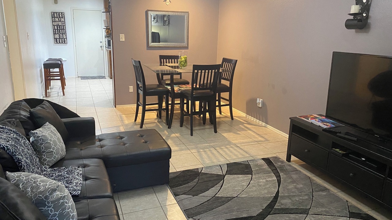 Photo of Livingroom in Southeast Houston