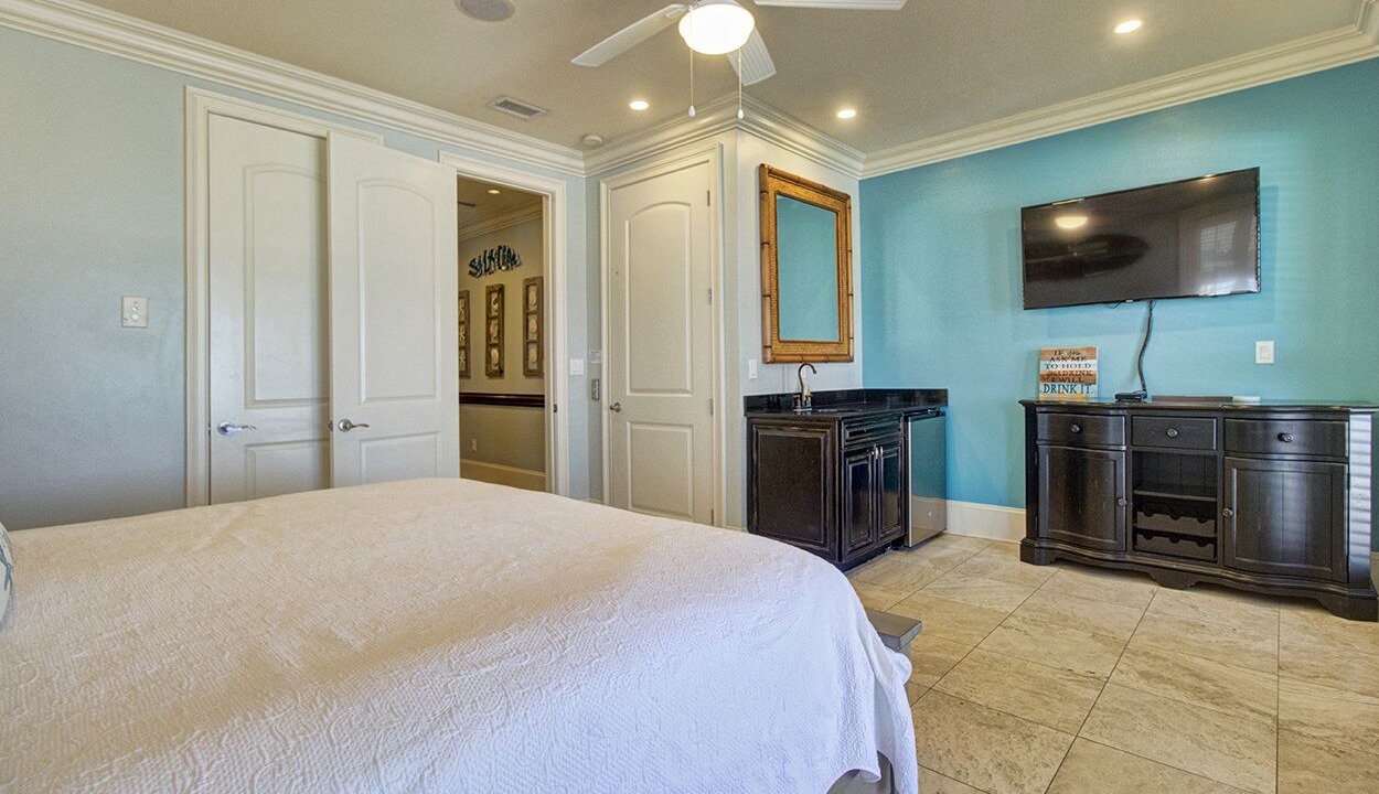 Photo of Others in Delos