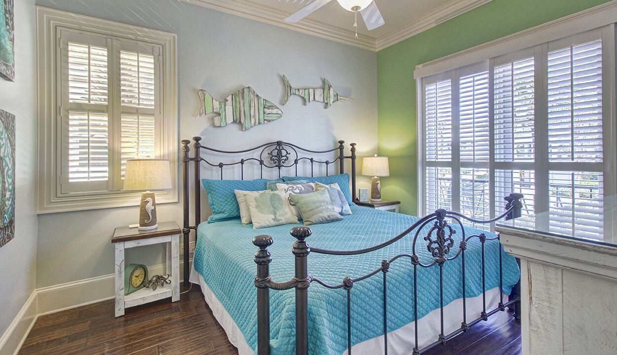 Photo of Others in Delos