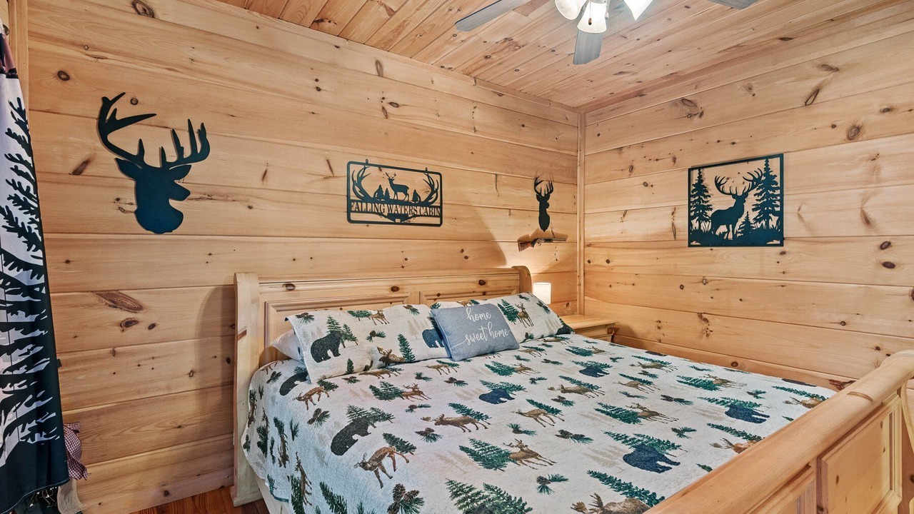 Photo of Bedroom in Banner Elk