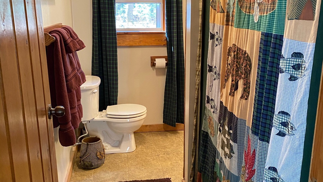 Photo of Bathroom in Duncannon