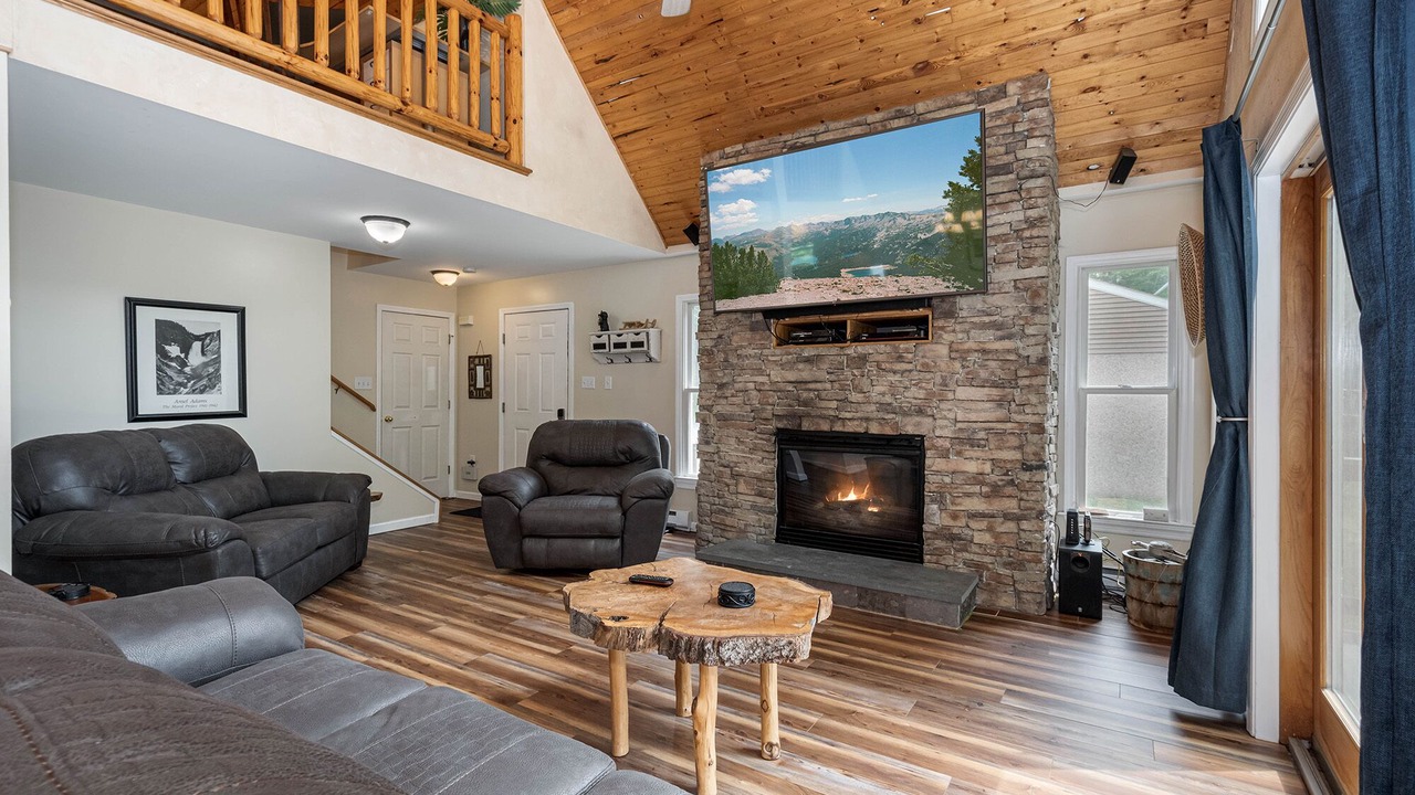 Photo of Bedroom in North Glade Hills