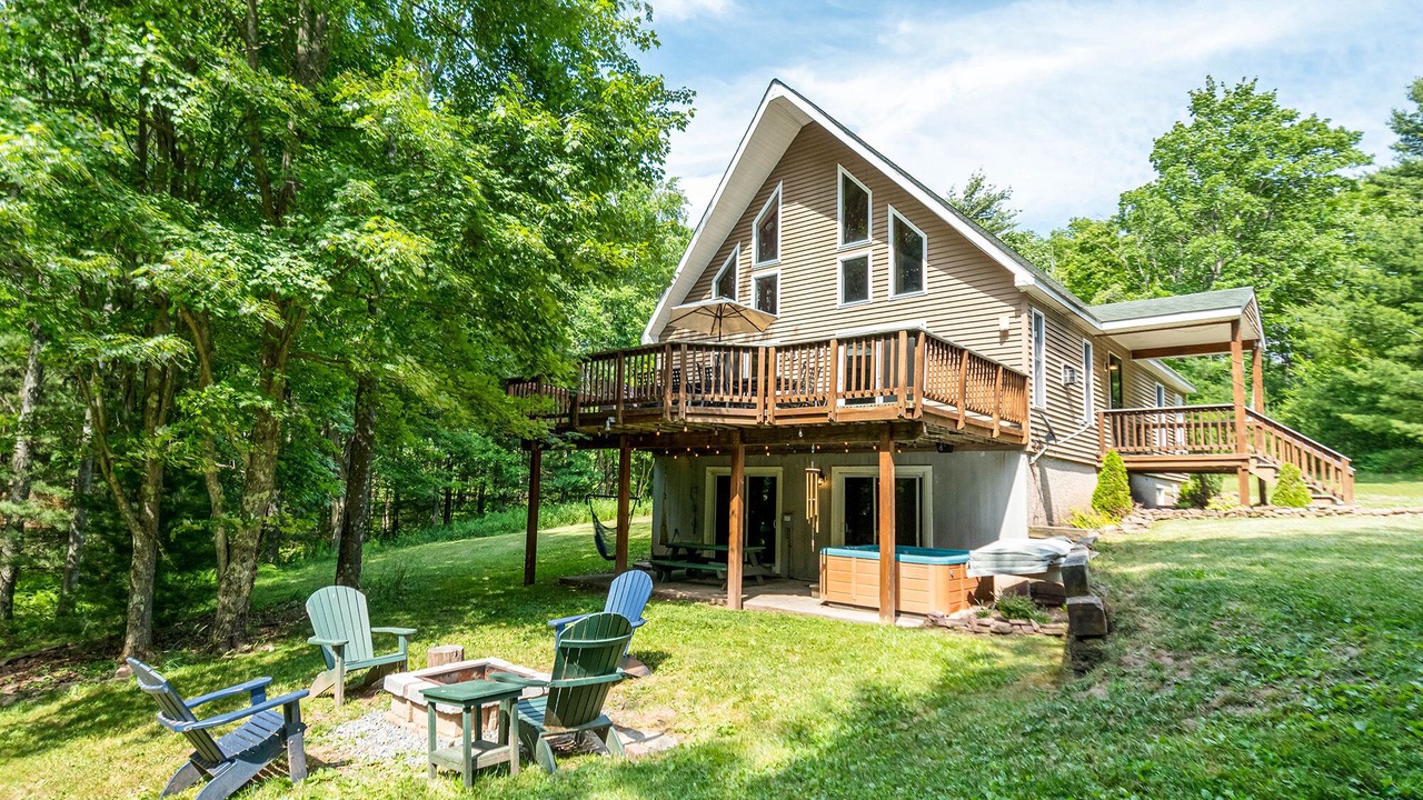 Photo of Outdoor in North Glade Hills