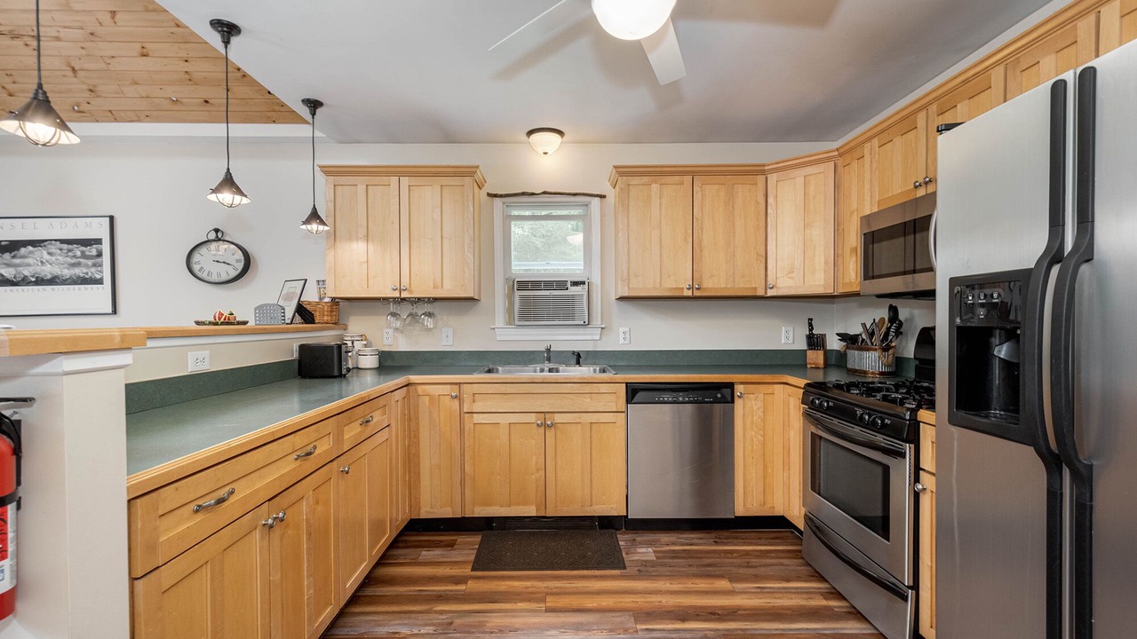 Photo of Others in North Glade Hills