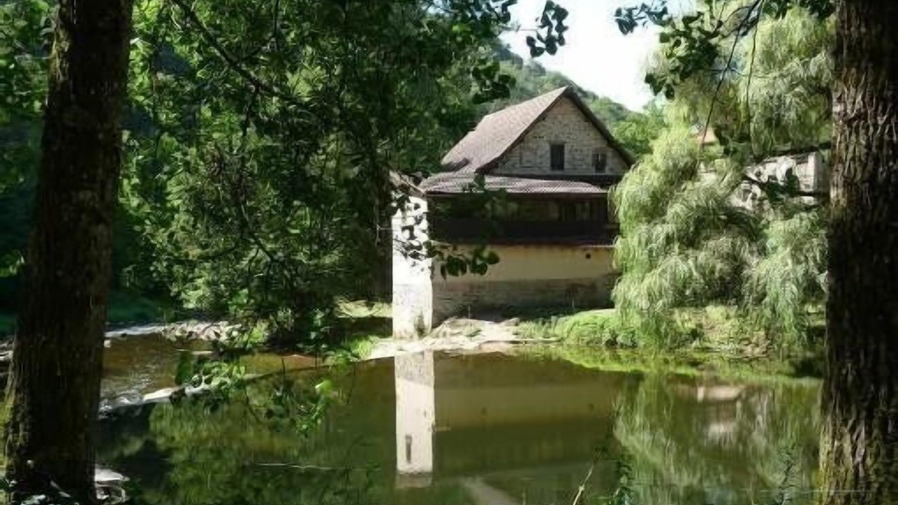 Photo of Outdoor in Mayran