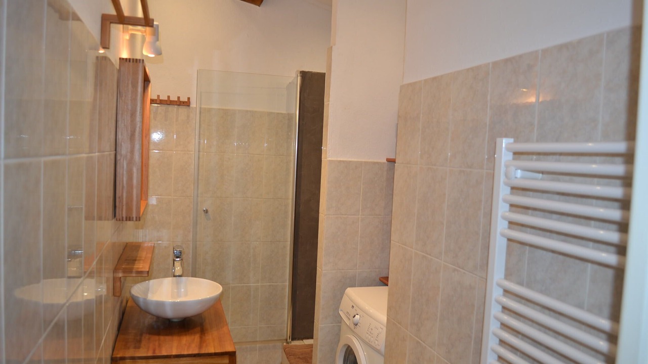 Photo of Bathroom in Tizzano