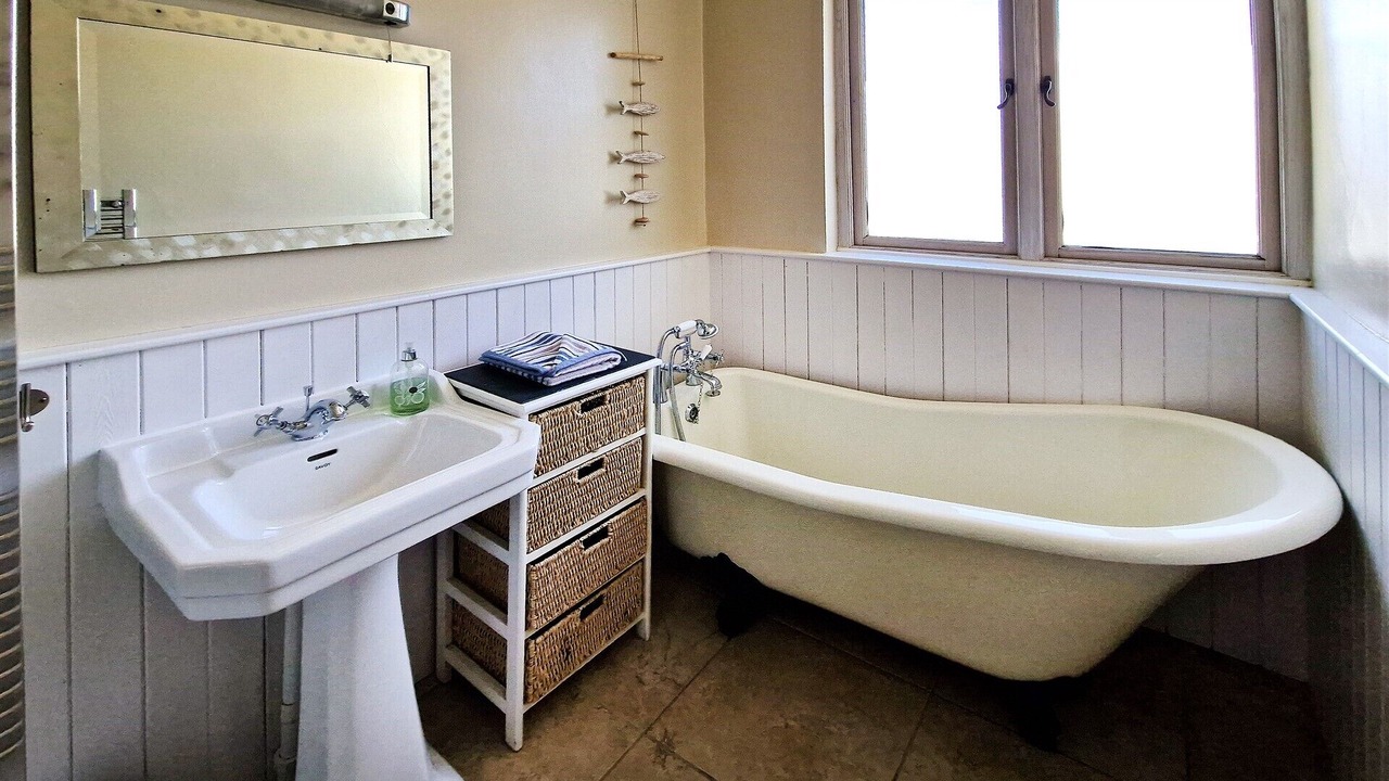 Photo of Bathroom in Croyde