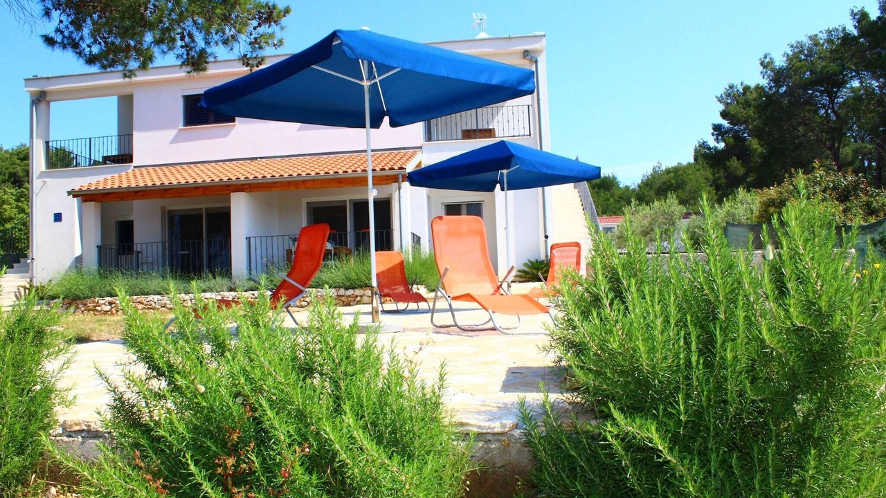 Photo of Outdoor in Verunic