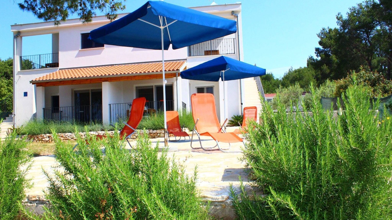 Photo of Outdoor in Verunic