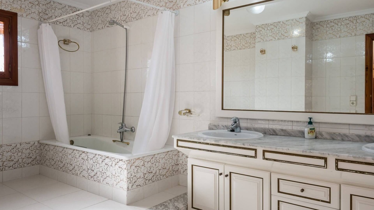 Photo of Bathroom in Moraira