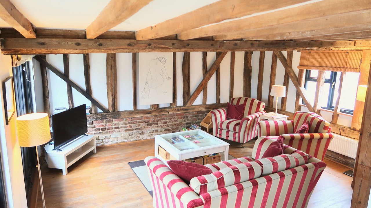 Photo of Livingroom in Woodbridge