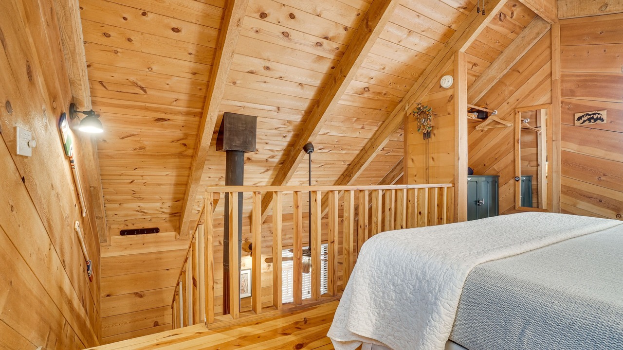 Photo of Bedroom in Sautee Nacoochee