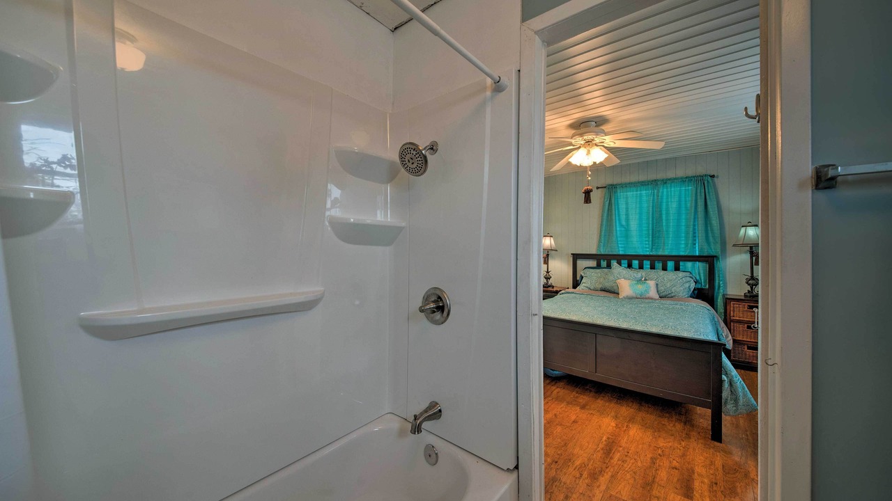 Photo of Bathroom in Gulf Palms