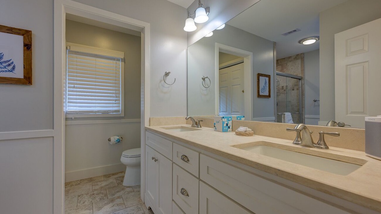 Photo of Bathroom in Heritage Woods