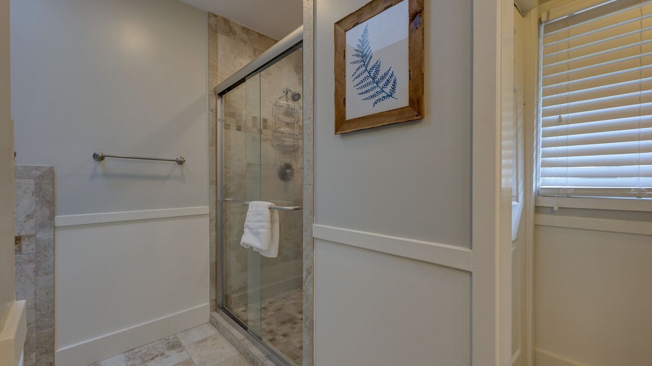 Photo of Bathroom in Heritage Woods
