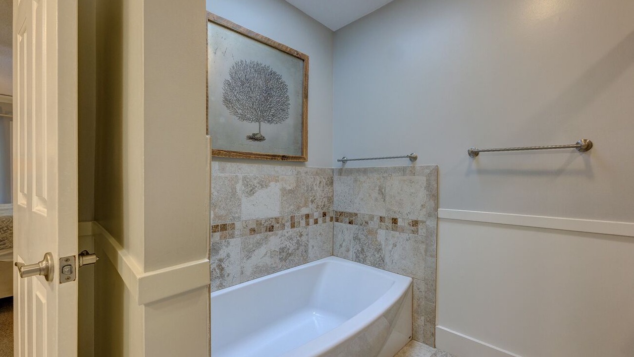 Photo of Bathroom in Heritage Woods