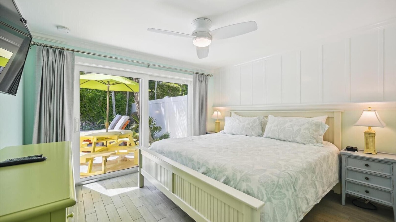 Photo of Bedroom in Holmes Beach