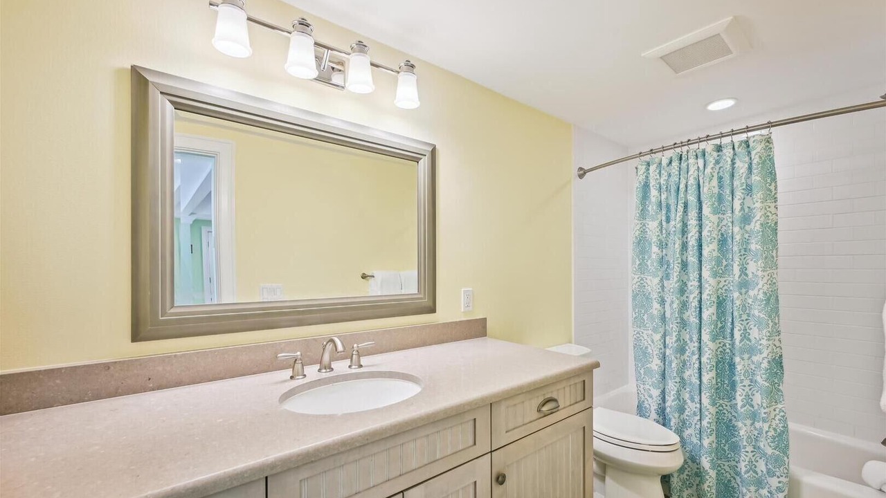 Photo of Bathroom in Holmes Beach