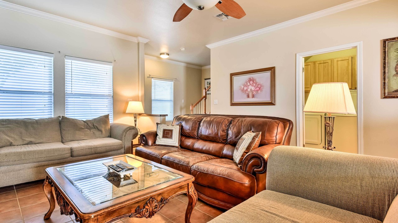 Photo of Livingroom in Corpus Christi