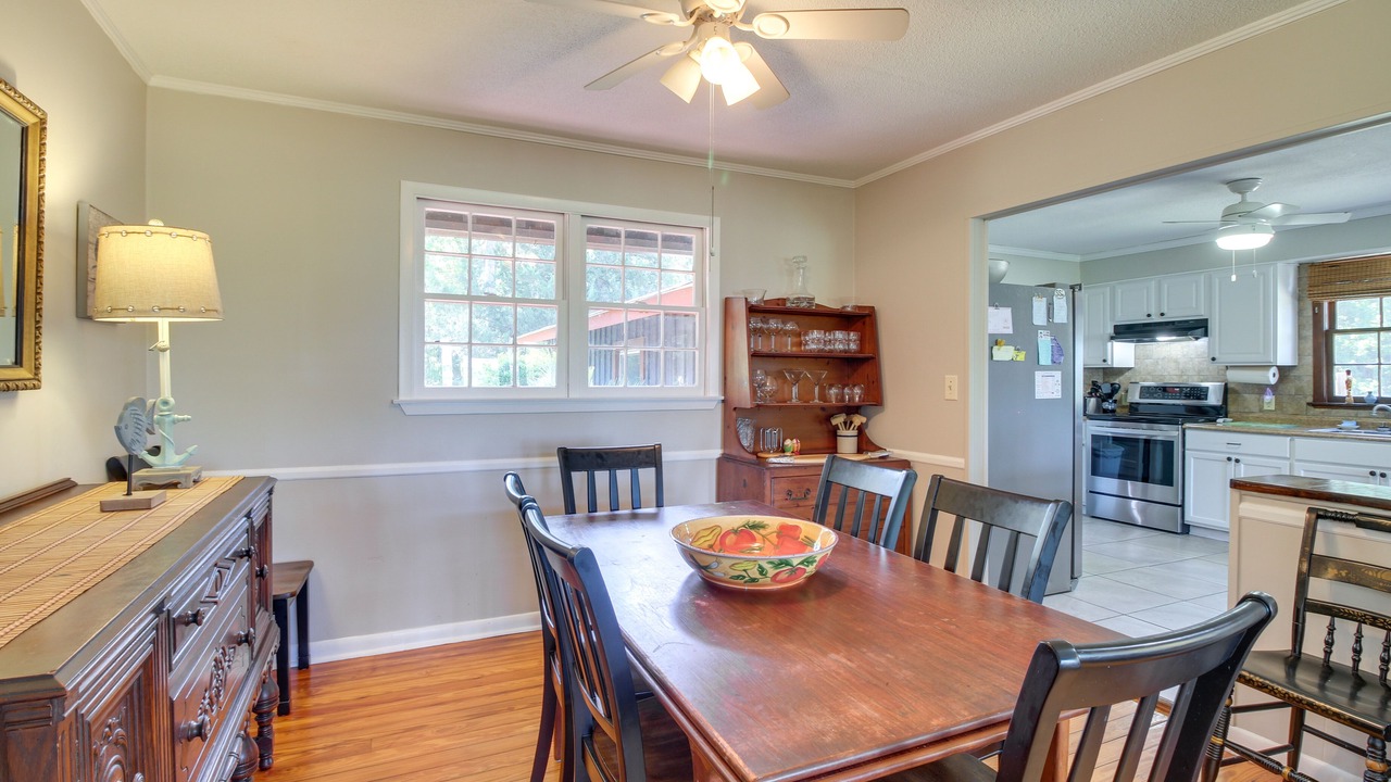 Photo of Others in Crescent