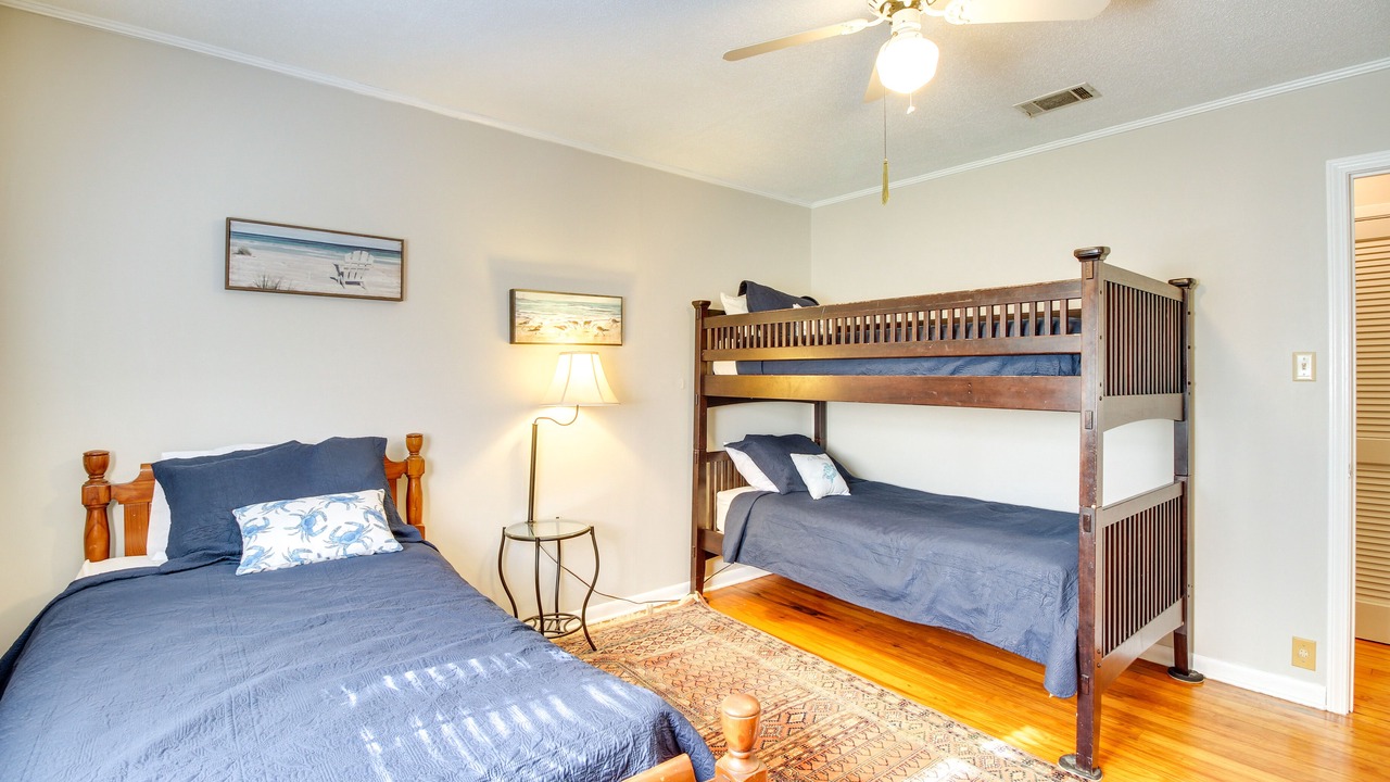 Photo of Others in Crescent