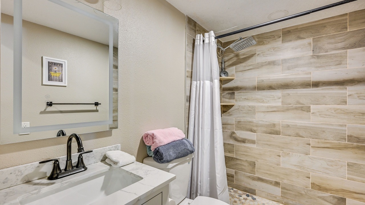 Photo of Bathroom in Orient Park