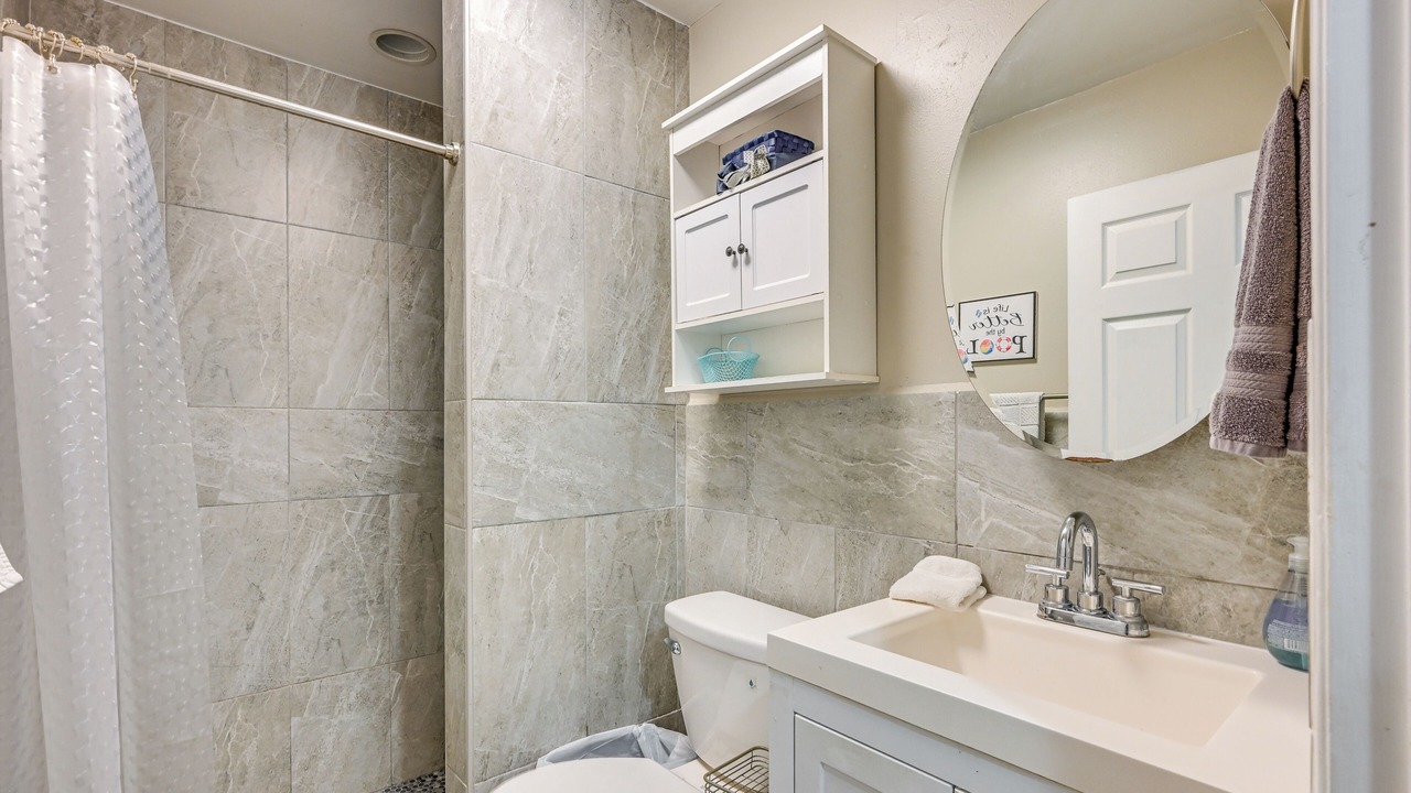 Photo of Bathroom in Orient Park