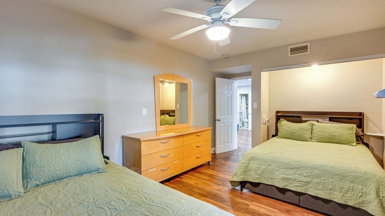 Photo of Bedroom in Orient Park